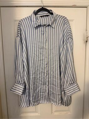 Zara Blue and White Striped Dress Shirt
